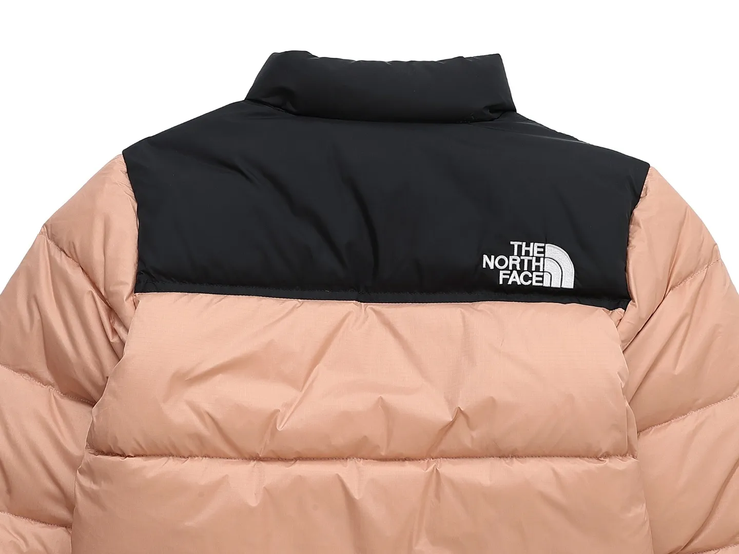 ：Khaki Purple Black Green Blue Pink Red Yellow sizi： 𝗧𝗵𝗲 𝗡𝗼𝗿𝘁𝗵 𝗙𝗮𝗰𝗲｜ 1996 （ Z💰 ） ：RDS Quality 90 715+ ： 400D Nylon ， ： ， 。 ： DWR 40 ， Z💰 ： ， 7 ， Z💰 ： YKK ， ， ， 10 。 1 1 （ ， 💰 ， ， ，Lightweight ， ） ， ， ！ ， ： 。 ⚠ ！ ， ！ ： ， Quality ！
